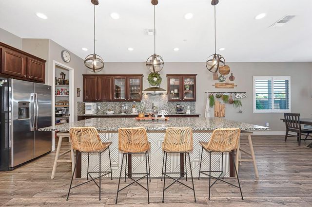 2225 Aiken Way, El Dorado Hills, CA 95762