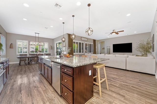 2225 Aiken Way, El Dorado Hills, CA 95762