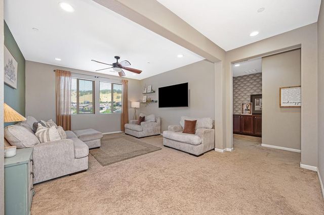 2225 Aiken Way, El Dorado Hills, CA 95762