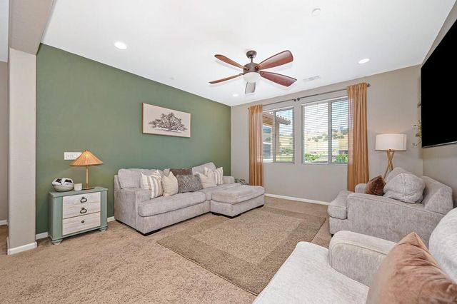 2225 Aiken Way, El Dorado Hills, CA 95762