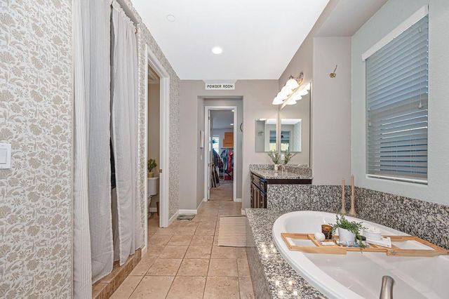 2225 Aiken Way, El Dorado Hills, CA 95762
