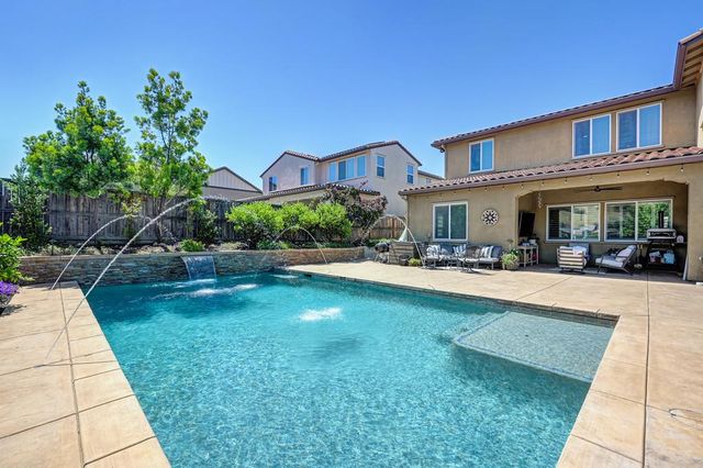 2225 Aiken Way, El Dorado Hills, CA 95762