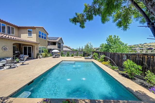 2225 Aiken Way, El Dorado Hills, CA 95762