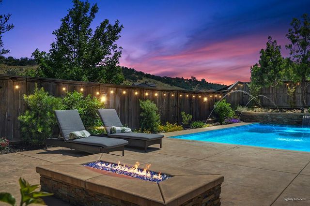 2225 Aiken Way, El Dorado Hills, CA 95762