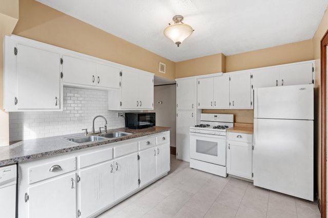 4129 5th Street NE, Columbia Heights, MN 55421