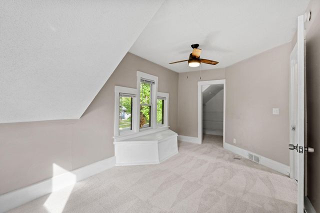 4129 5th Street NE, Columbia Heights, MN 55421