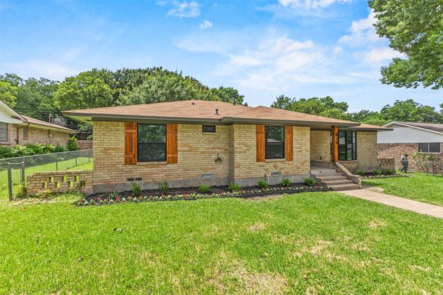 813 Misty Glen Drive, Desoto, TX 75115