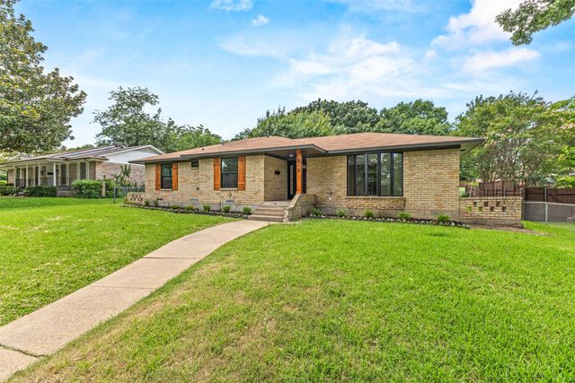 813 Misty Glen Drive, Desoto, TX 75115