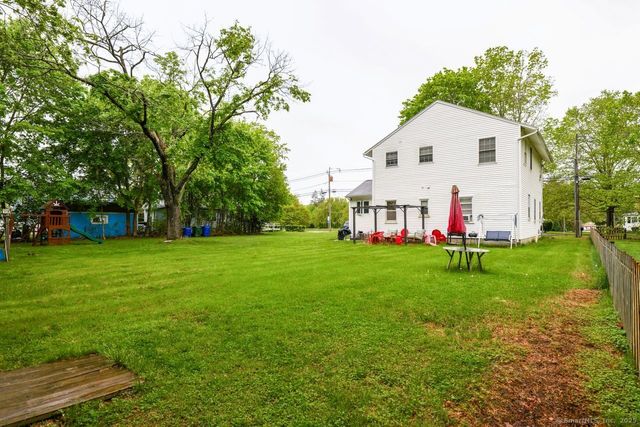 6 Oswegatchie Road, Waterford, CT 06385