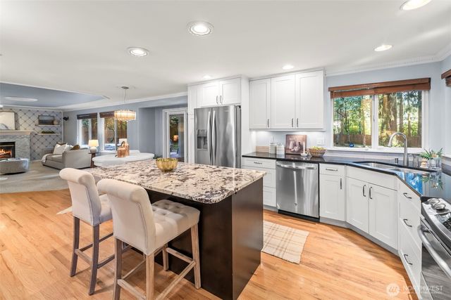 9446 Marlbrook Loop SE, Olympia, WA 98513