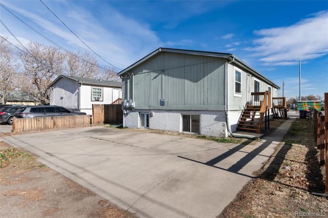 4665 Gaylord Street, Denver, CO 80216