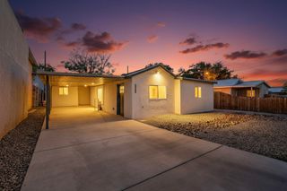 402 Hudson Avenue NW, Albuquerque, NM 87107