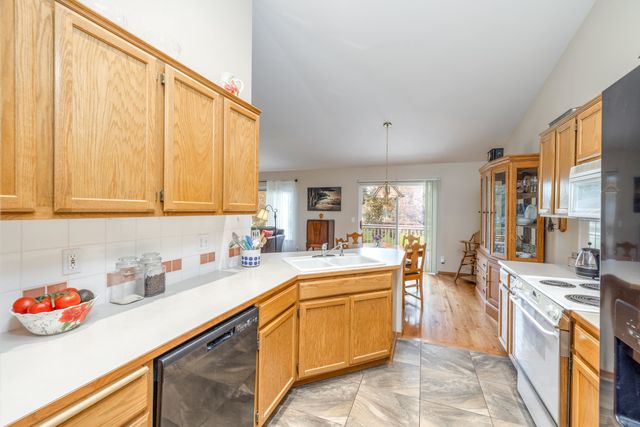 3918 S Rebecca Ln, Spokane, WA 99223