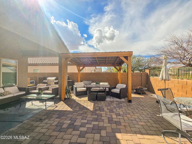 9072 W Birchover Drive, Marana, AZ 85653