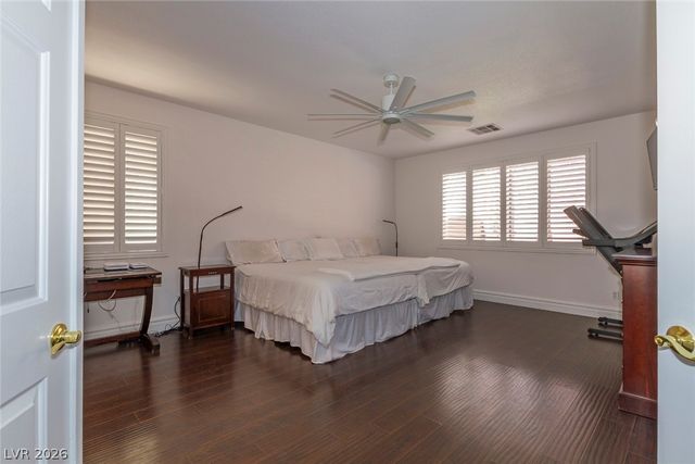 1005 Eaglewood Drive, Las Vegas, NV 89144