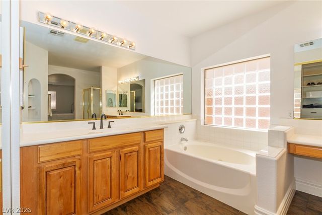 1005 Eaglewood Drive, Las Vegas, NV 89144