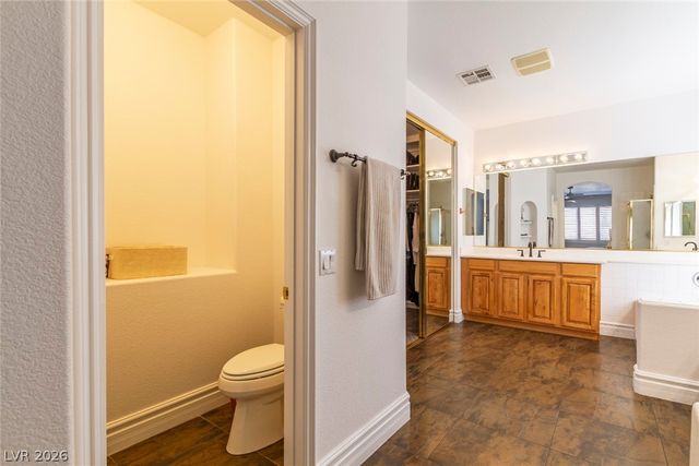 1005 Eaglewood Drive, Las Vegas, NV 89144