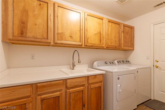 1005 Eaglewood Drive, Las Vegas, NV 89144