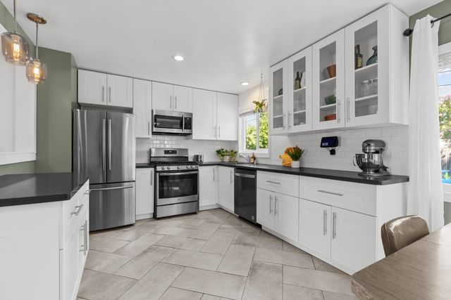 4507 Goya Pkwy, Sacramento, CA 95823