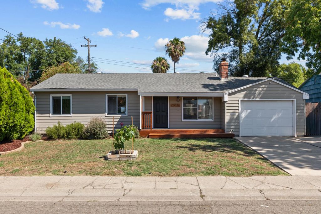 4507 Goya Pkwy, Sacramento, CA 95823