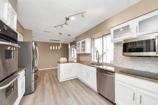 1710 Wildwood Lane, Richmond, TX 77406