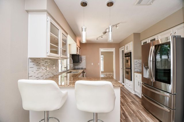 1710 Wildwood Lane, Richmond, TX 77406