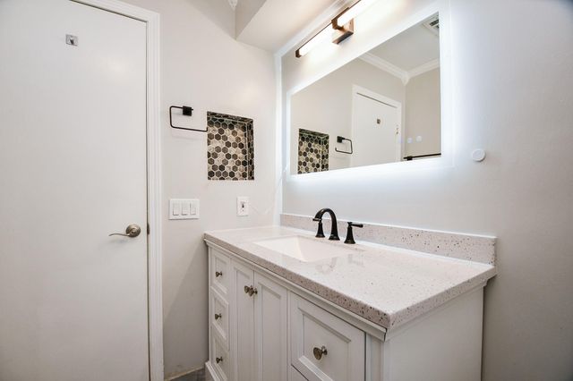 1710 Wildwood Lane, Richmond, TX 77406
