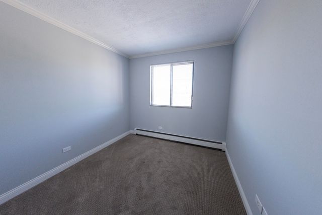 5 Echo Court 12, Vernon Hills, IL 60061