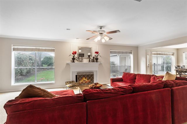 2005 Crescent Shore Drive, League City, TX 77573