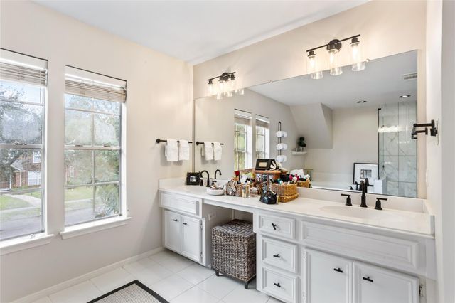 2005 Crescent Shore Drive, League City, TX 77573