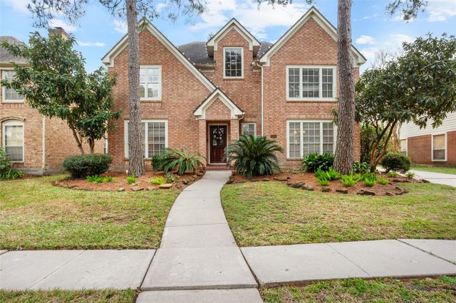 2005 Crescent Shore Drive, League City, TX 77573