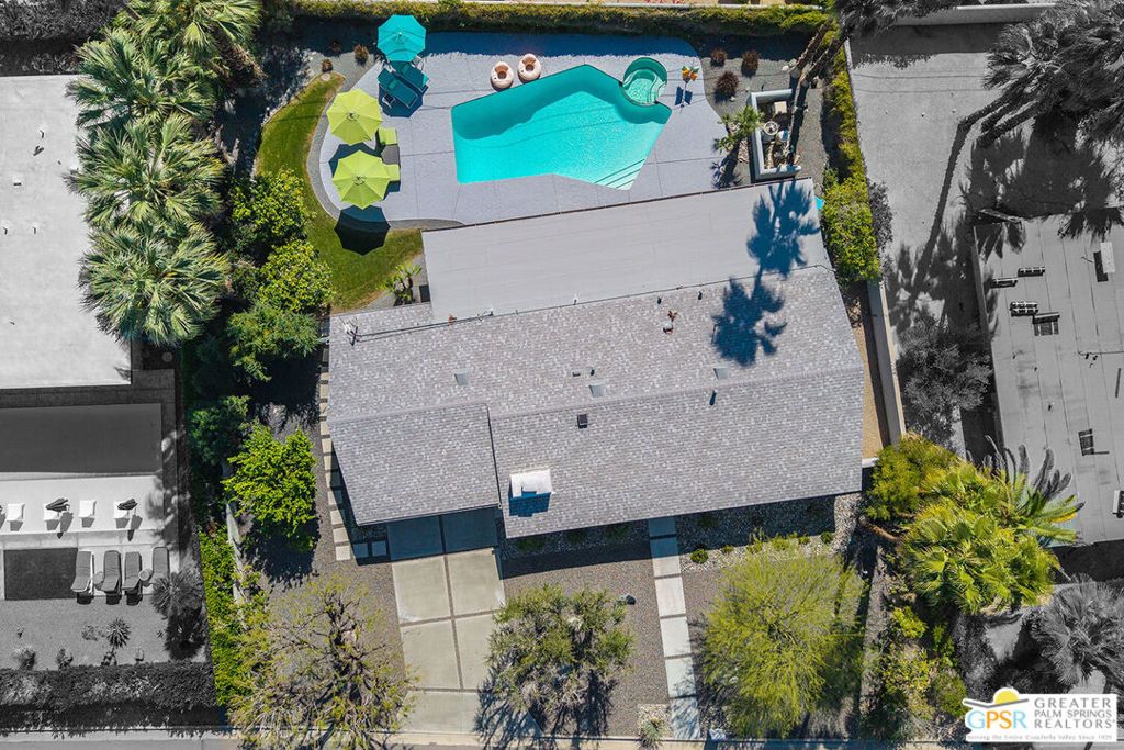 Image 23 of property listing at 2015 E Belding Drive, Palm Springs, CA 92262