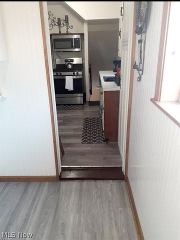 1512 Middle Avenue, Elyria, OH 44035