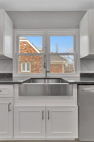 5291 Devonshire Road, Detroit, MI 48224