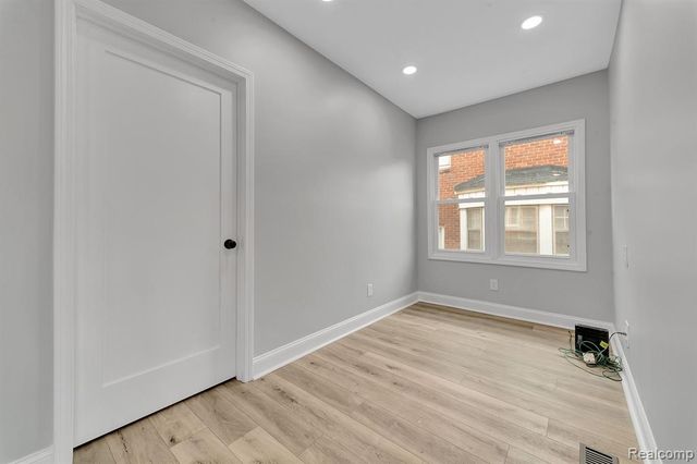 5291 Devonshire Road, Detroit, MI 48224