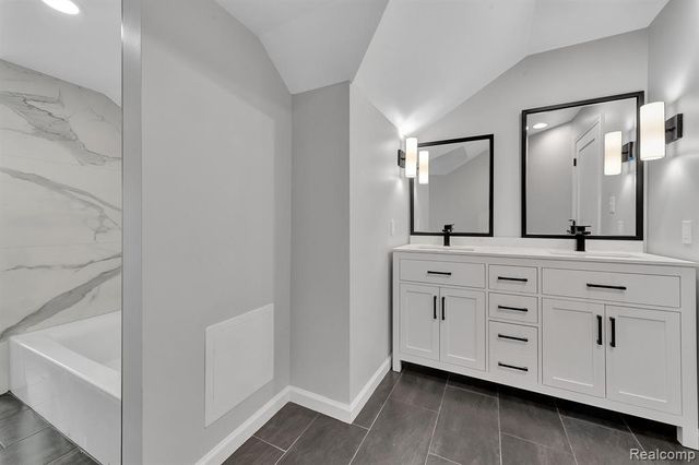 5291 Devonshire Road, Detroit, MI 48224