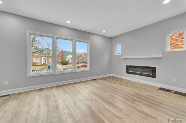 5291 Devonshire Road, Detroit, MI 48224