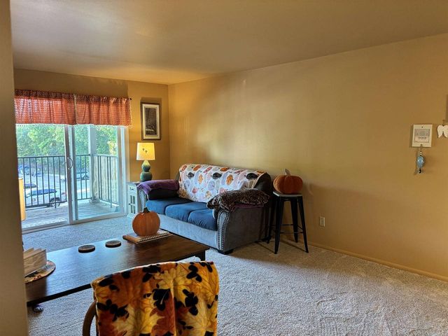 4340 Melody Lane #104, Madison, WI 53704