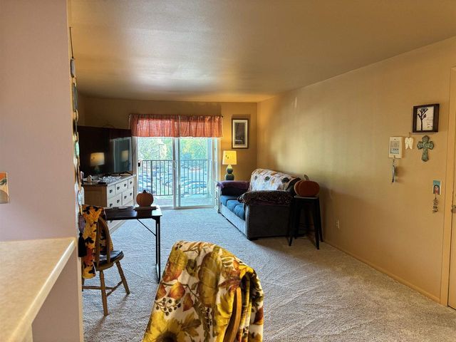 4340 Melody Lane #104, Madison, WI 53704