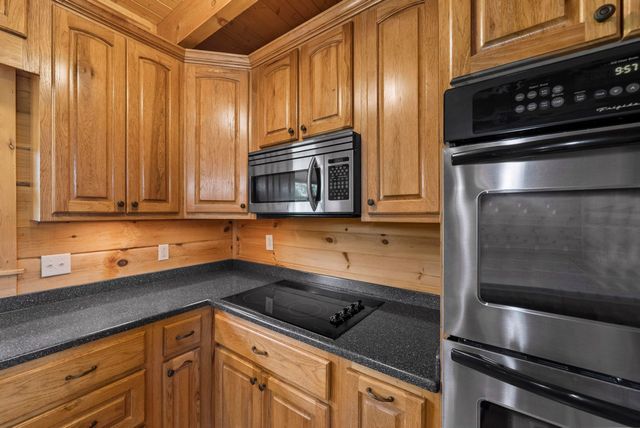 2465 Browns Mill Rd, Lascassas, TN 37085