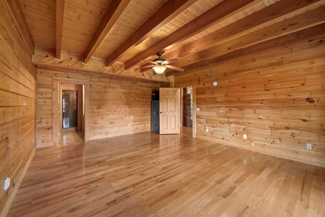 2465 Browns Mill Rd, Lascassas, TN 37085