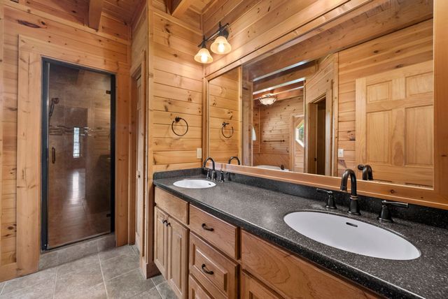 2465 Browns Mill Rd, Lascassas, TN 37085