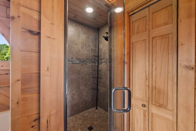 2465 Browns Mill Rd, Lascassas, TN 37085