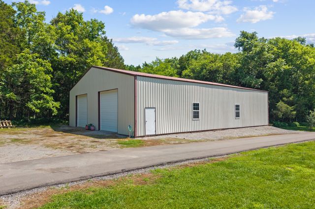 2465 Browns Mill Rd, Lascassas, TN 37085