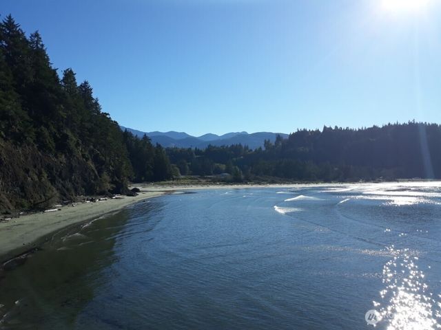 644 Crescent Bay Lane, Port Angeles, WA 98363