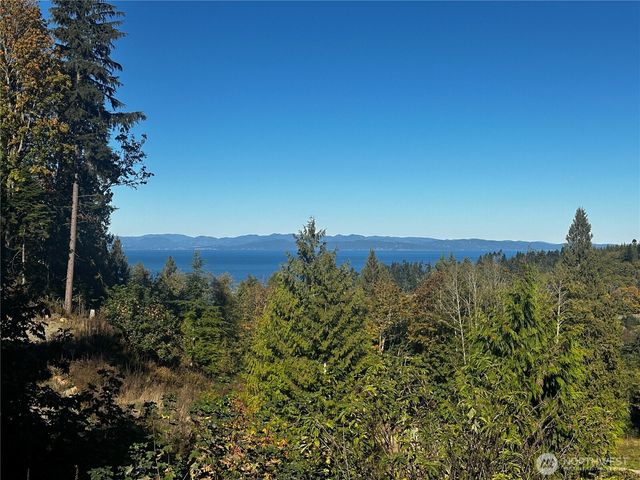 644 Crescent Bay Lane, Port Angeles, WA 98363