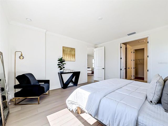 9985 GOBAT ALLEY, Orlando, FL 32827