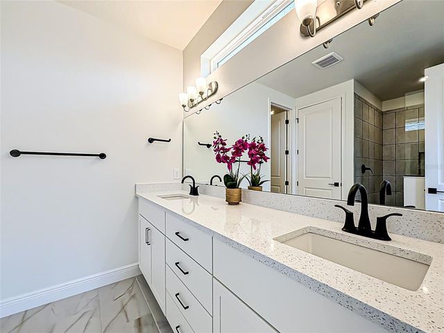 9985 GOBAT ALLEY, Orlando, FL 32827