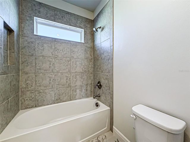 9985 GOBAT ALLEY, Orlando, FL 32827