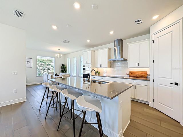 9985 GOBAT ALLEY, Orlando, FL 32827